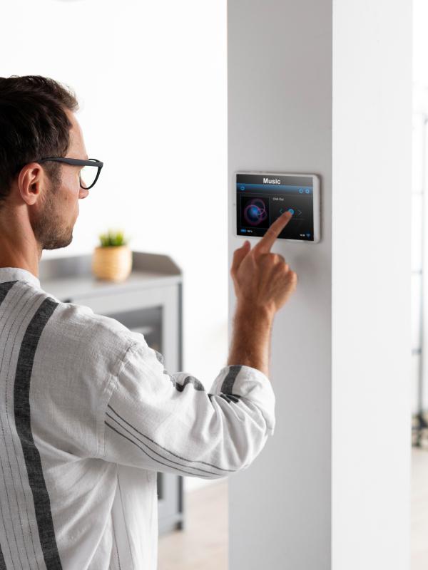 Smart thermostat wired and installed on the North Shore